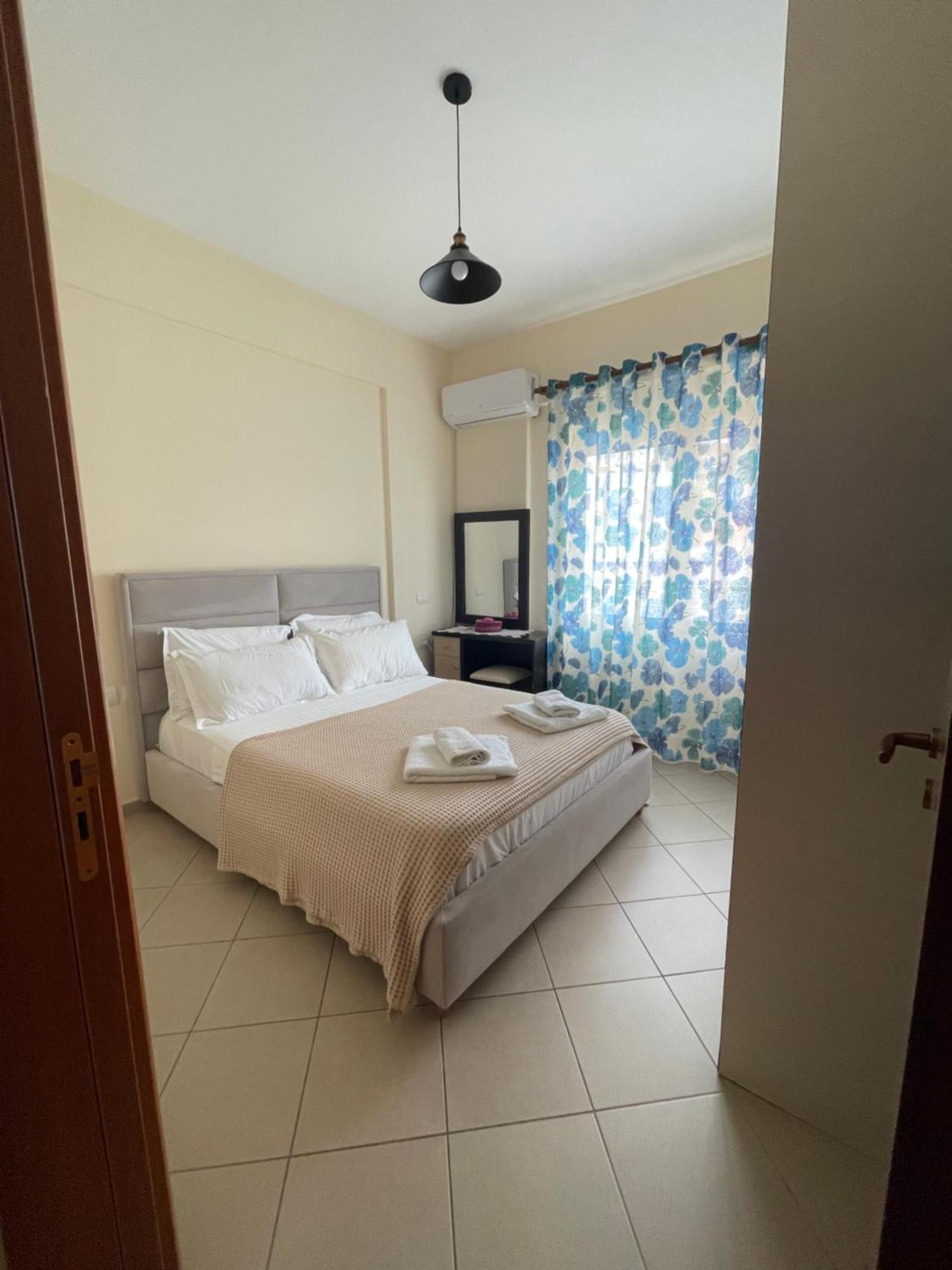 Central Apartament *